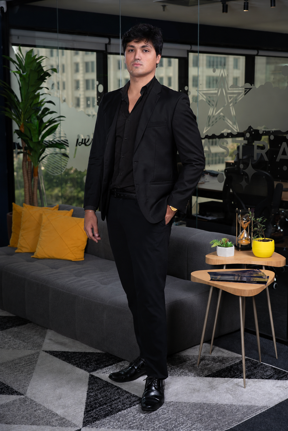 Julius — Institucional na Vantech Solutions
